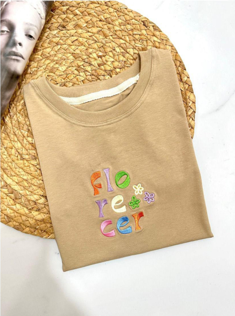 Florecer T-Shirt