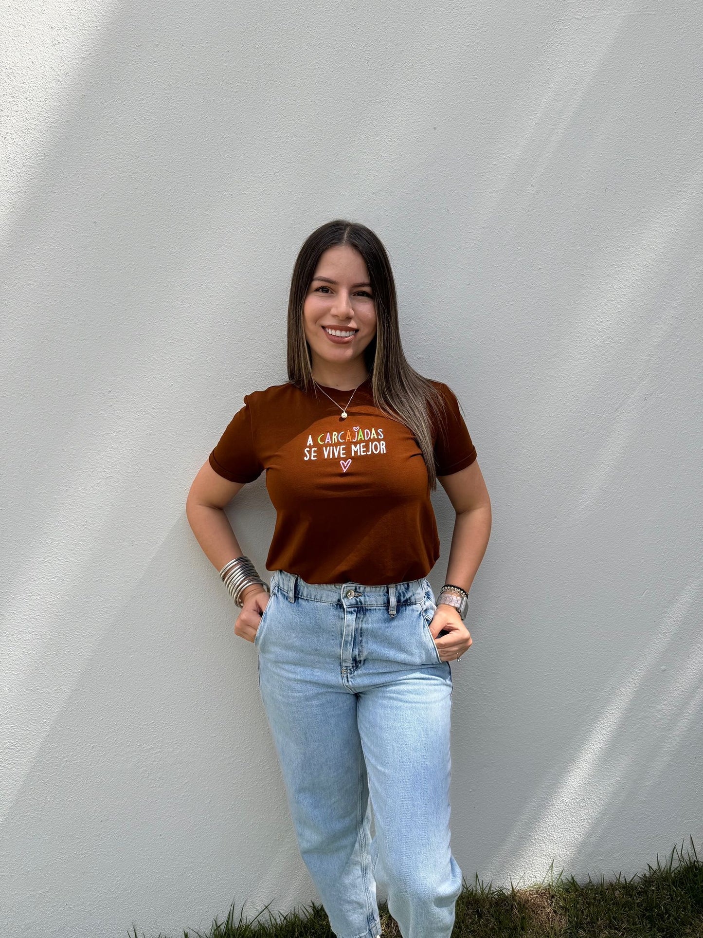 A carcajadas se vive mejor T-Shirt